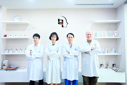 Với đội ngũ bác sĩ giỏi chuyên môn, Viện thẩm mỹ Hà Nội là địa chỉ uy tín khắc phục cằm lẹm triệt để
