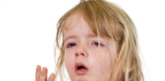 Mẹo nhỏ giúp trị dứt điểm ho có đờm ở trẻ nhỏ