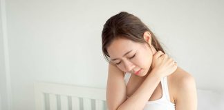 Bài thuốc Y học cổ truyền chữa chứng vẹo cổ hiệu quả